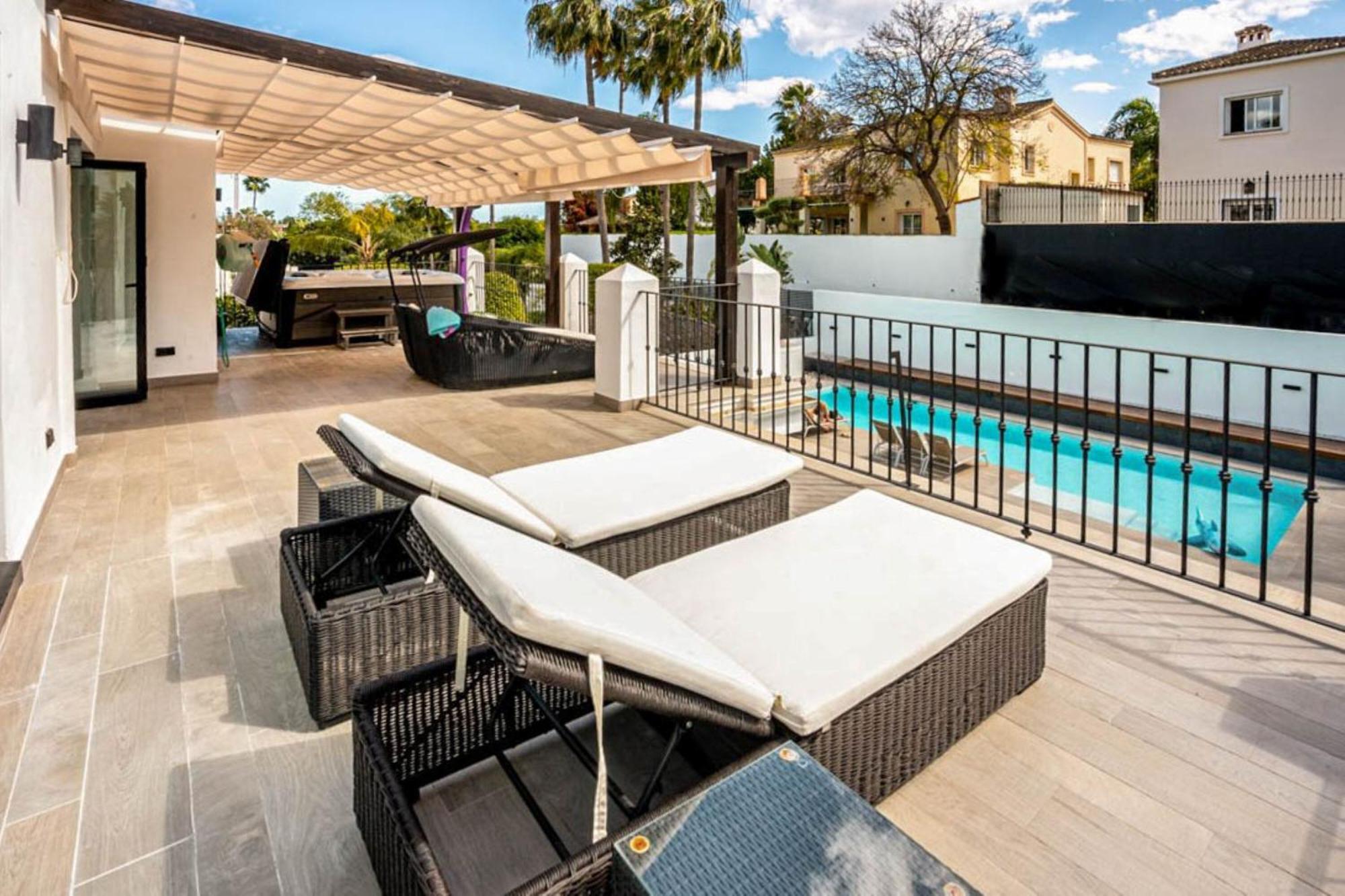 Zacaluca Pool Whirlpool Sauna&gym Marbella